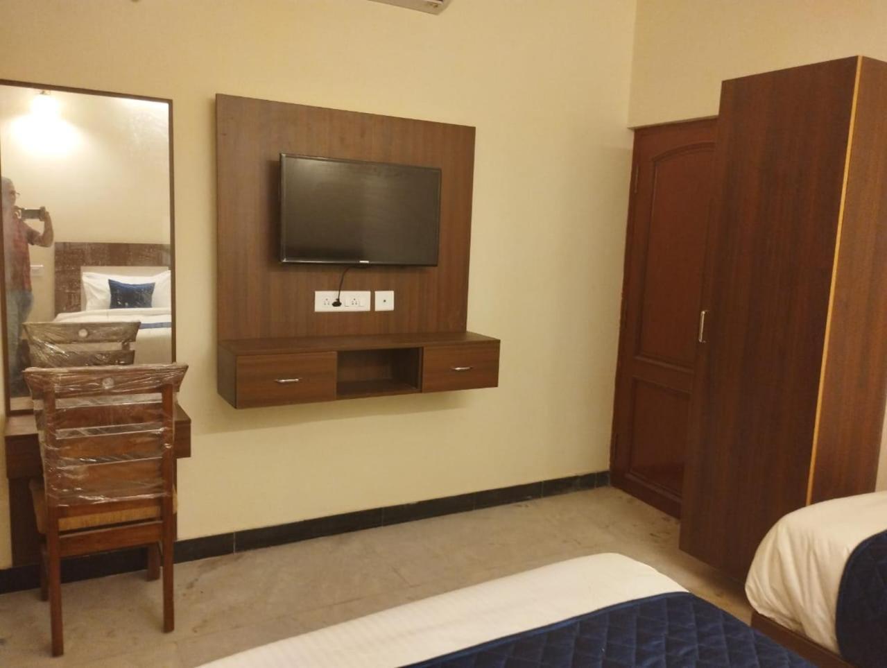 Hotel A.R Residency Chennai Exterior foto